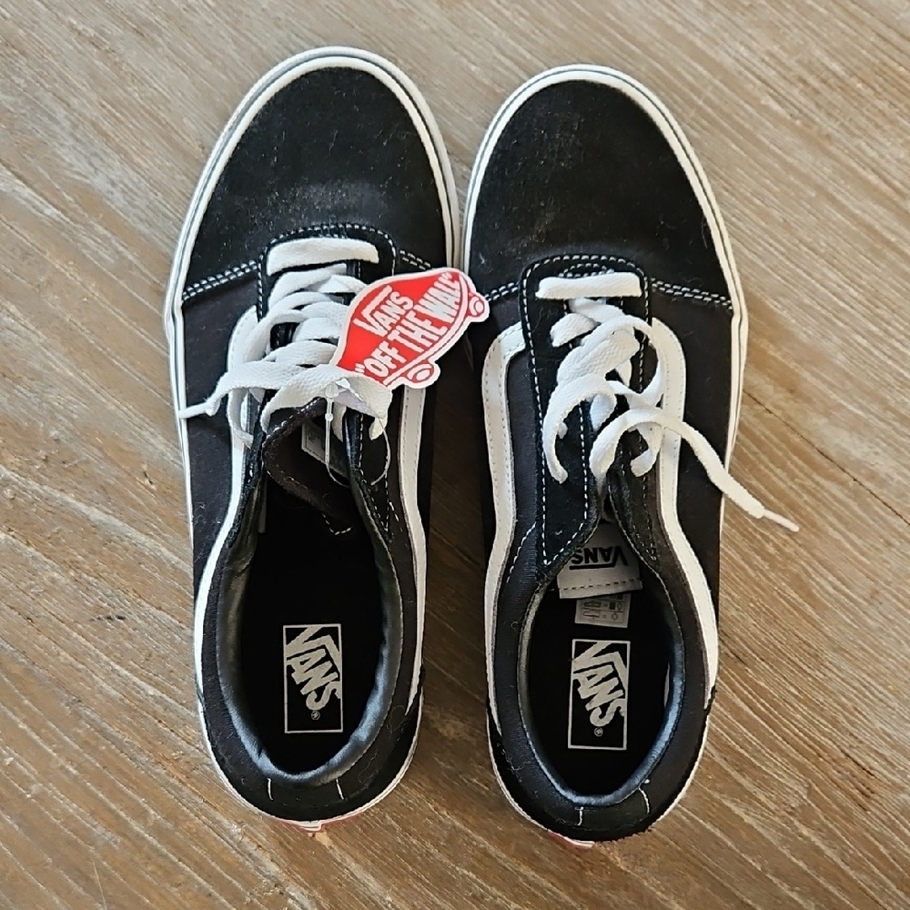 Vans Black and White Low-Top Shoes